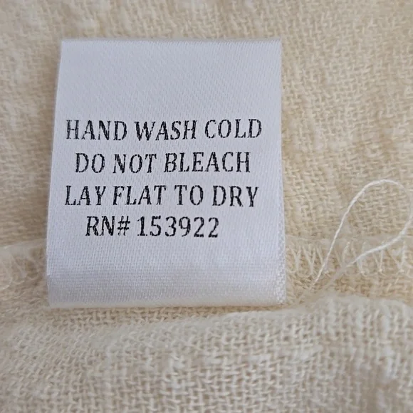 Bohme Valentino Cream Top Size M - Picture 11 of 11